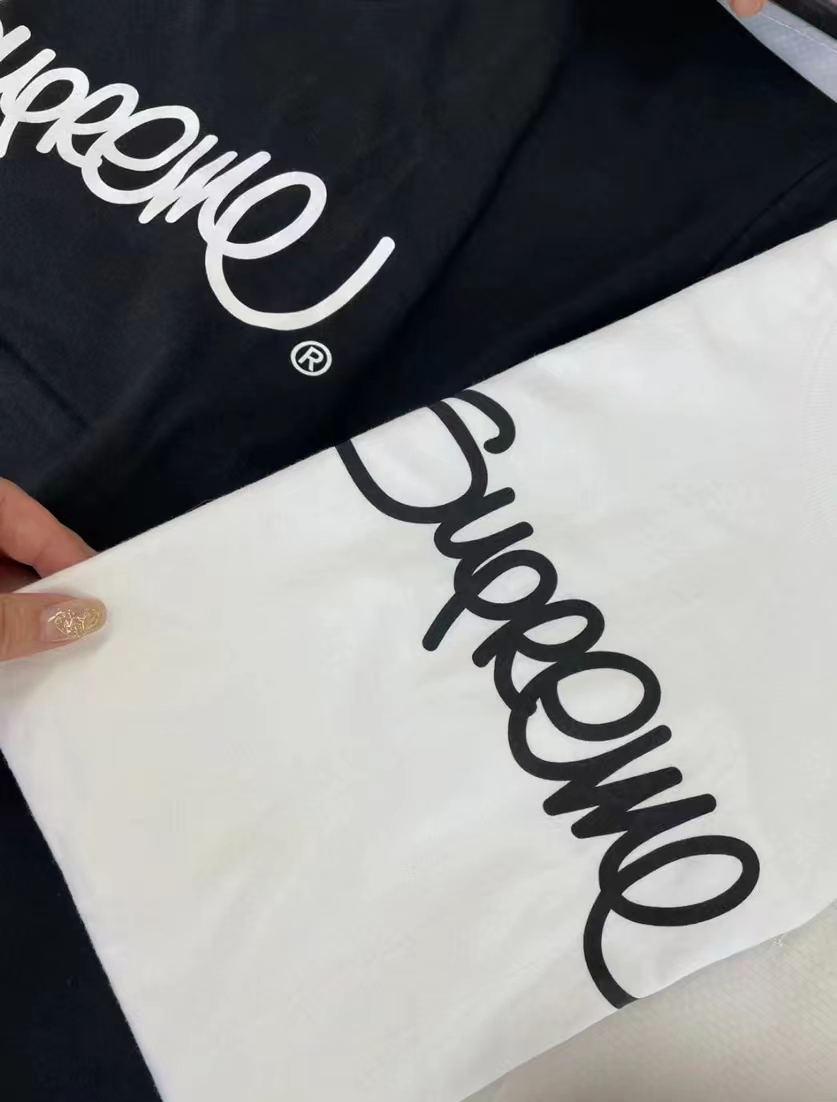 Supreme 22SS Handstyle Tee（ブラック/ホワイト/レッド）